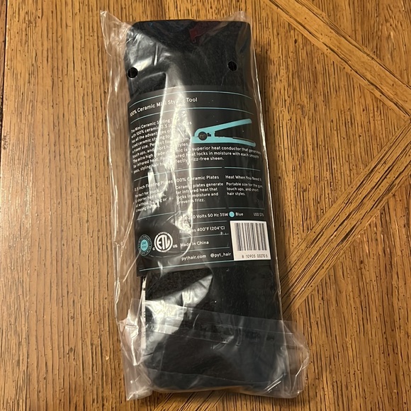 NIP 100% Ceramic Mini Styling Tool - Picture 2 of 2